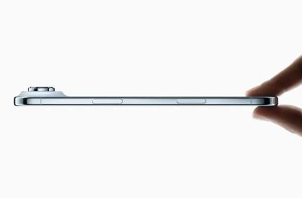 万年苹果维修点分享iPhone 17 Air自动关机电源故障解析 